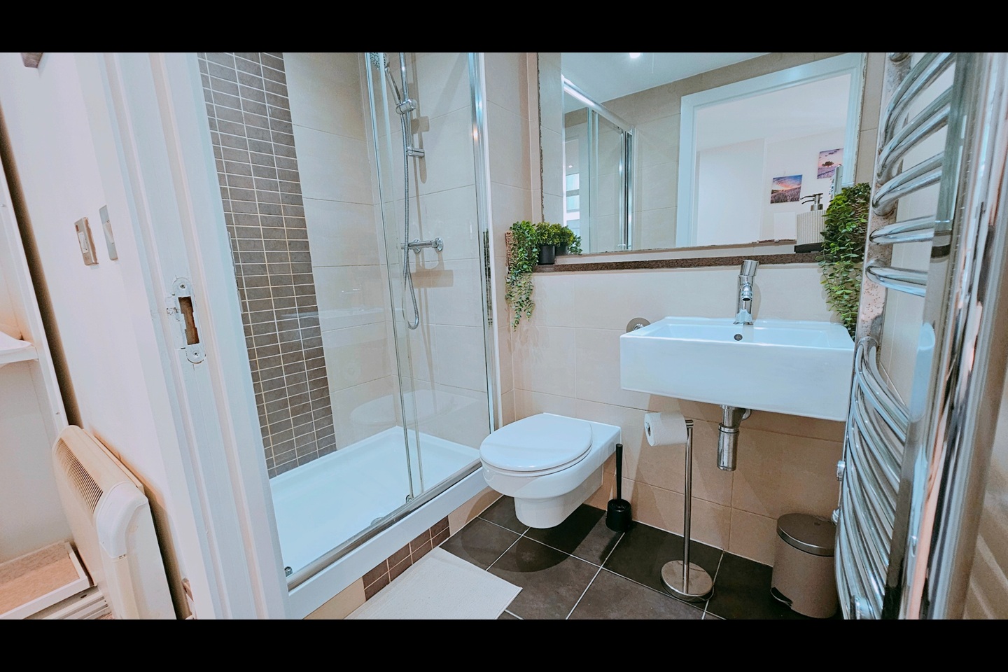 Additional image 4 of 2 Bed Flat, Jordan Street, M15, N1 7GU