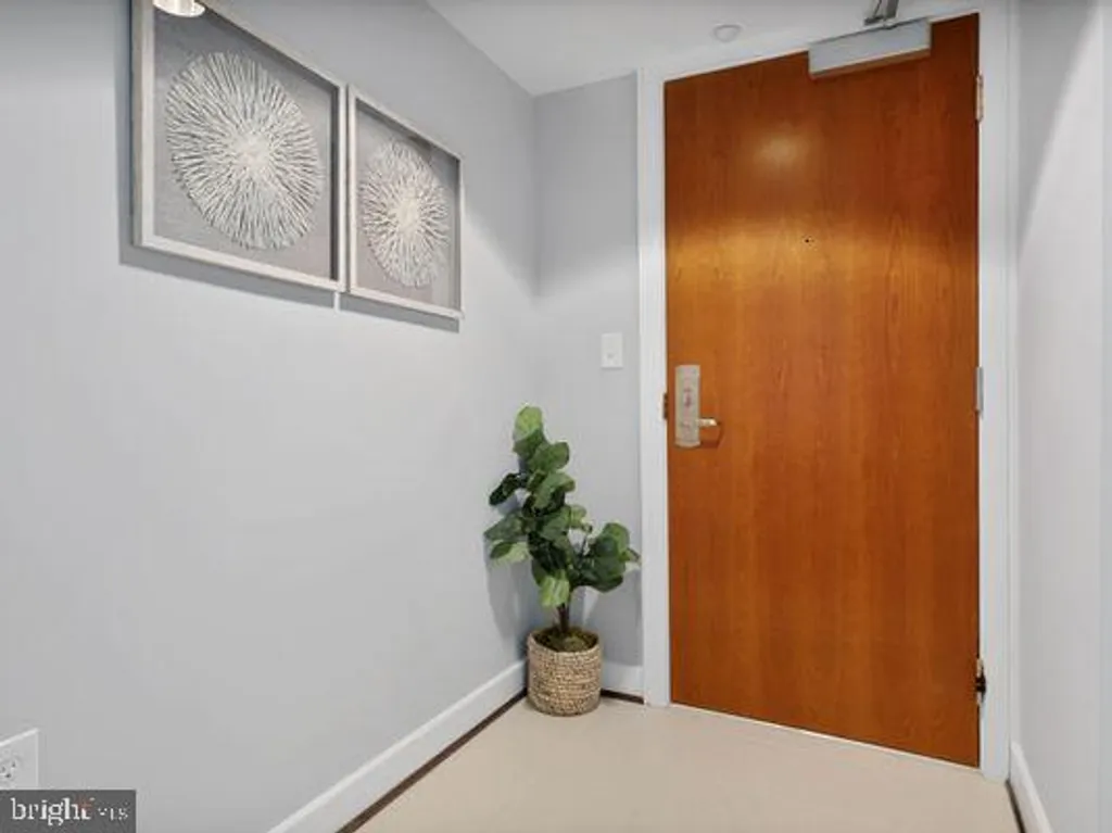 Additional image 3 of 1150 K Street NW Unit 709, Washington, DC 20005