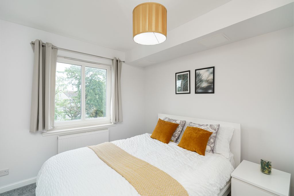 2 bed flat for saleMidstocket View, Aberdeen AB15 photo 5