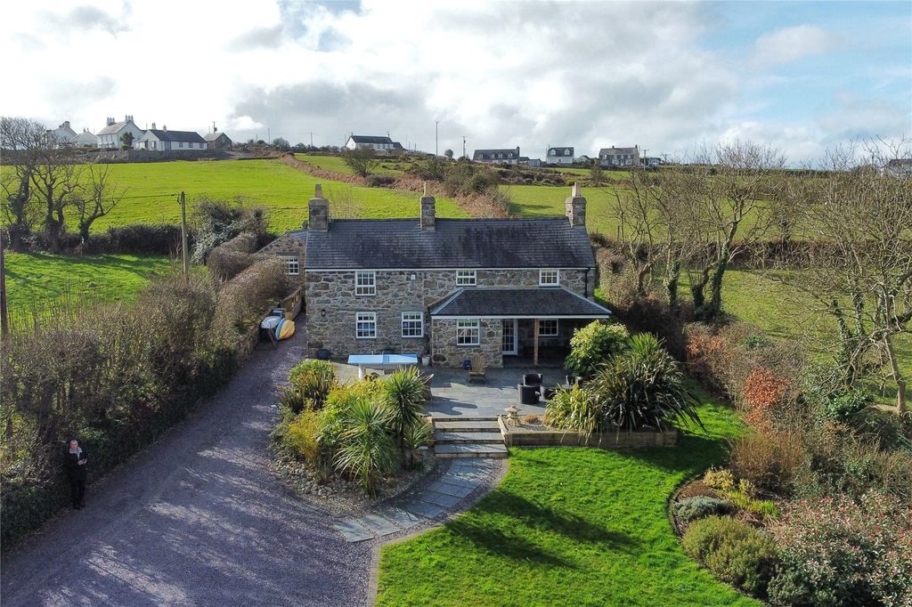 5 bed detached house for saleBwlchtocyn, Nr. Abersoch, Gwynedd LL53