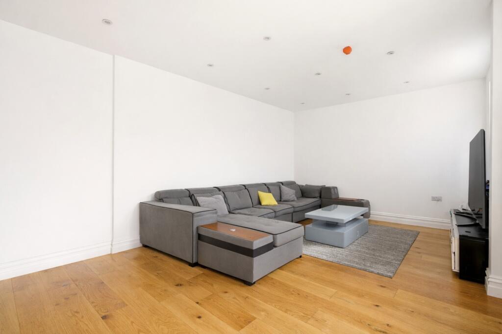 Additional image 23 of Grove Road, Harpenden, Hertfordshire, AL5