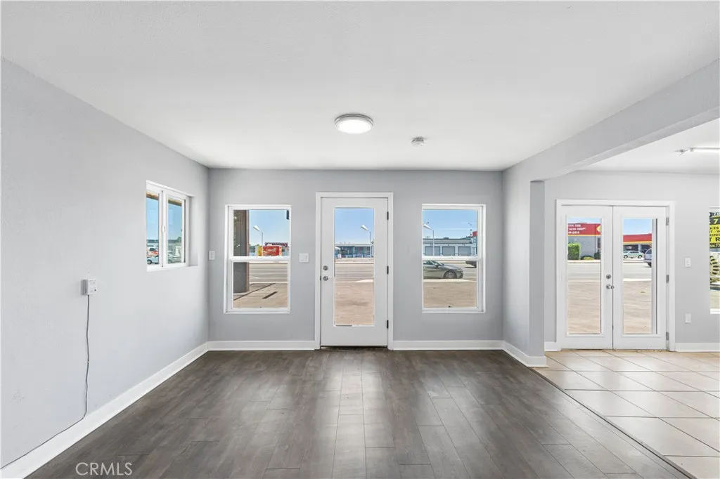 Additional image 83 of 44441 Sierra Highway, Lancaster, CA 93534