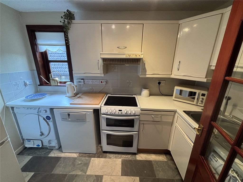Additional image 7 of 2 bed flat for saleAshcroft House, Falkirk Road, Larbert FK5
