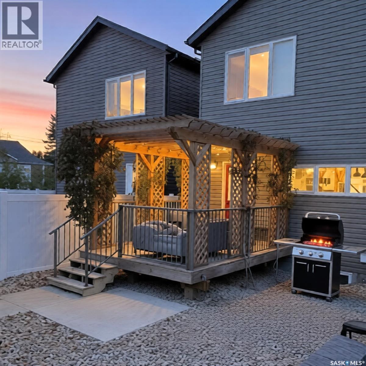 Additional image 3 of 1037 3rd Street E, Saskatoon, SK, S7H1M8