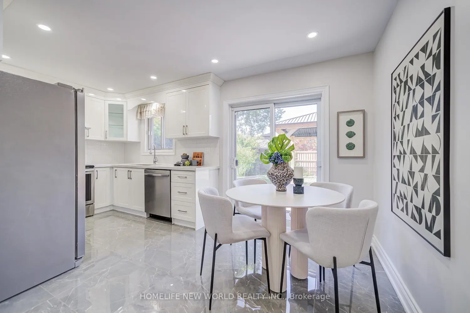 Additional image 5 of 54 Marblemount Crescent