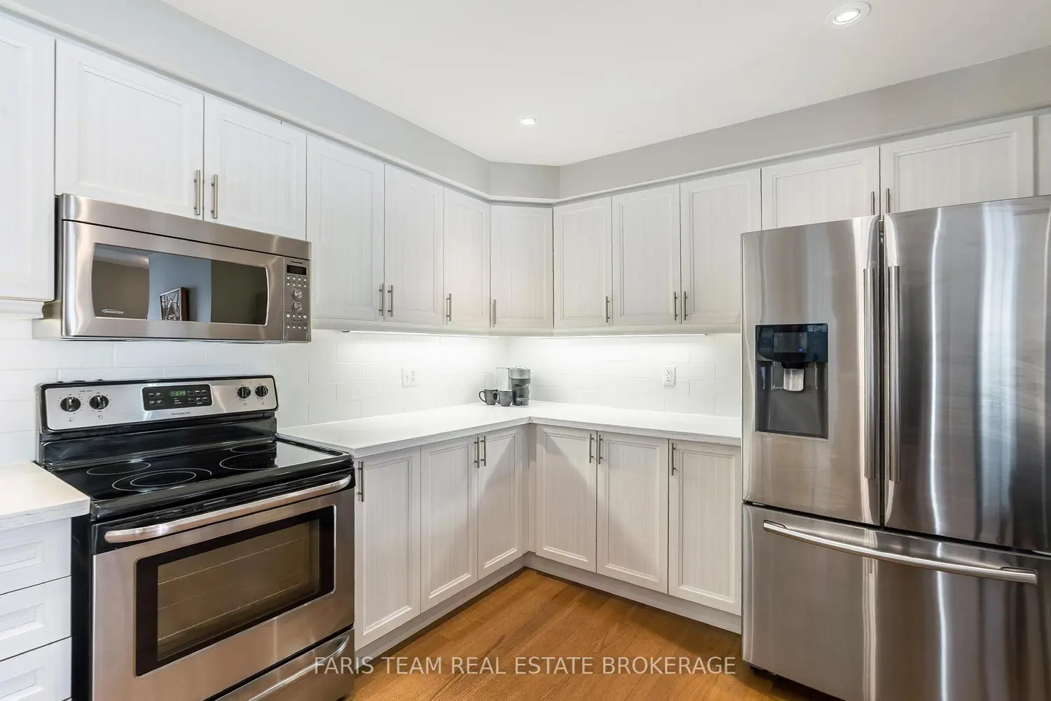 28 Masters Crescent photo 2