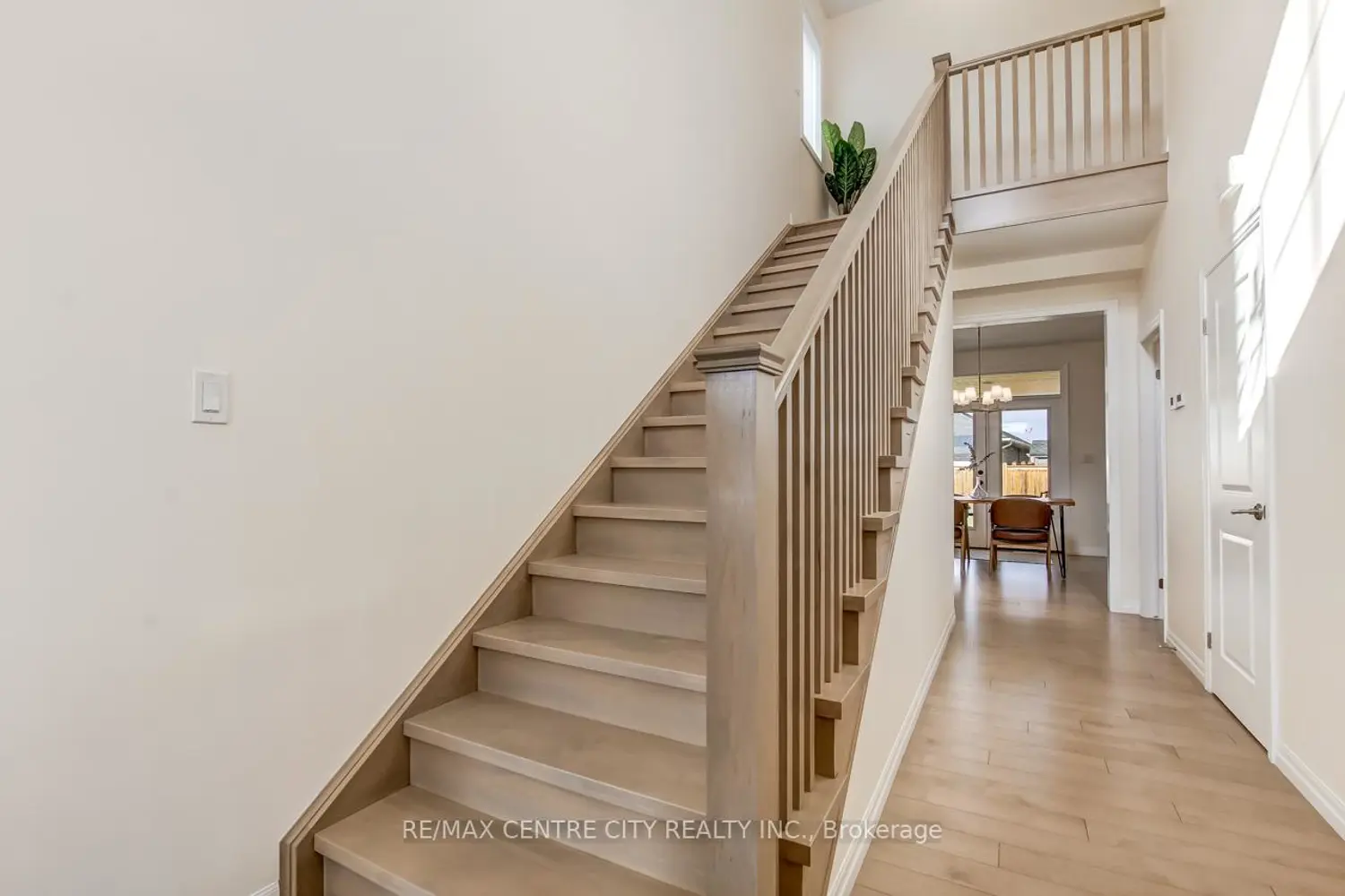 8 Redhaven Lane photo 3