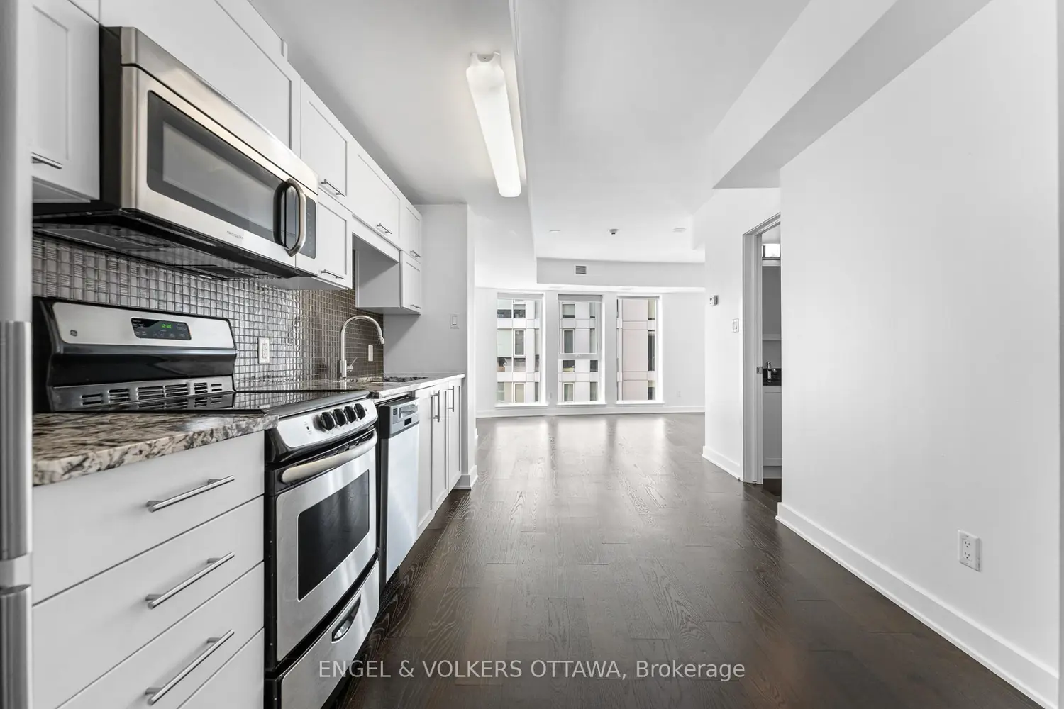 Additional image 4 of 40 Nepean Street 1104