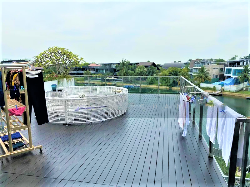 Additional image 3 of Pearl Island