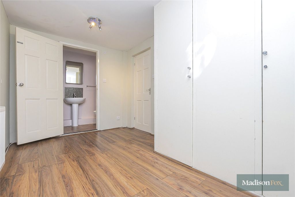 Additional image 12 of 3 bed detached house for saleAlderton Rise, Loughton, Essex IG10