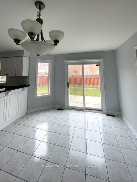 Additional image 6 of Upper-25 Giza Crescent, Brampton, ON, L6R 2R2