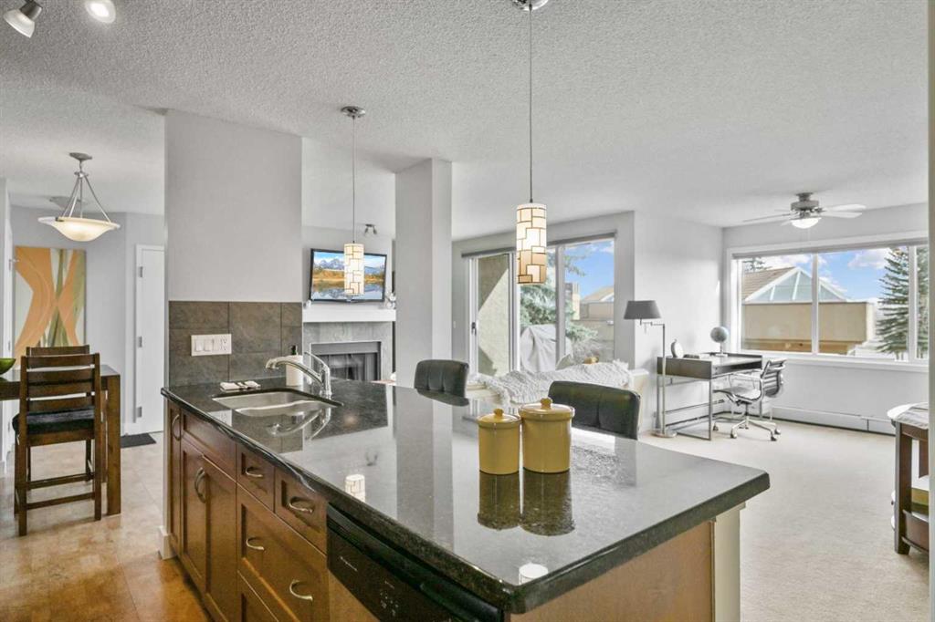 Additional image 5 of 1-226 Village Terrace SW, Calgary, AB, T3H 2L4