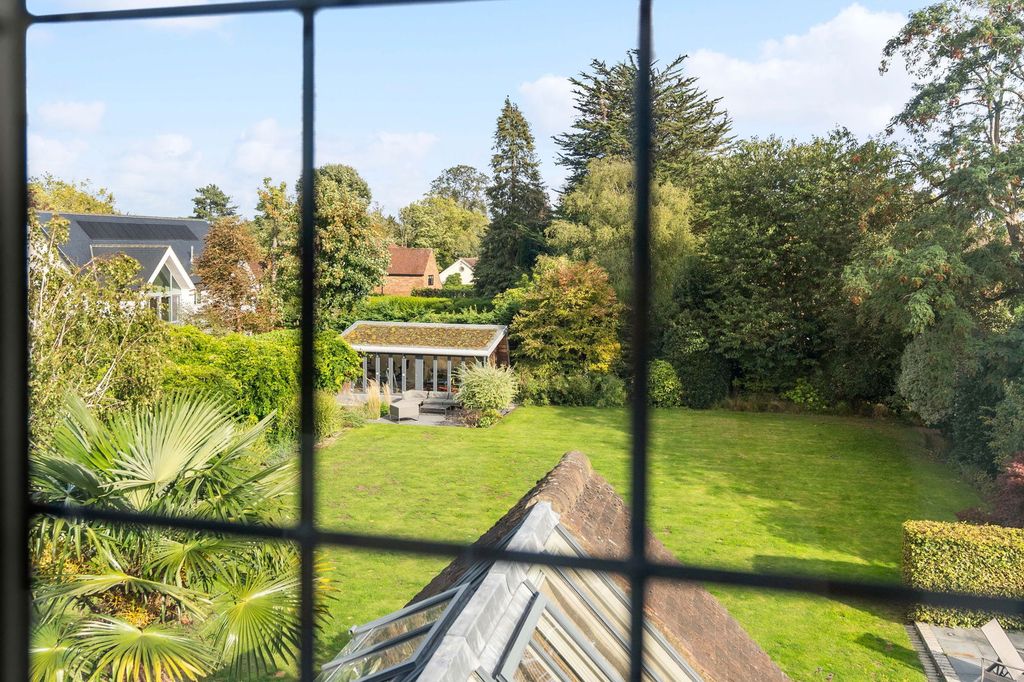 Additional image 62 of 6 bed detached house for saleRoundwood Avenue, Hutton Mount, Brentwood CM13