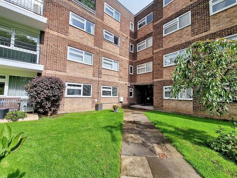 Primary image of Flat, Sommerville Court, Park Lane, Salford M7