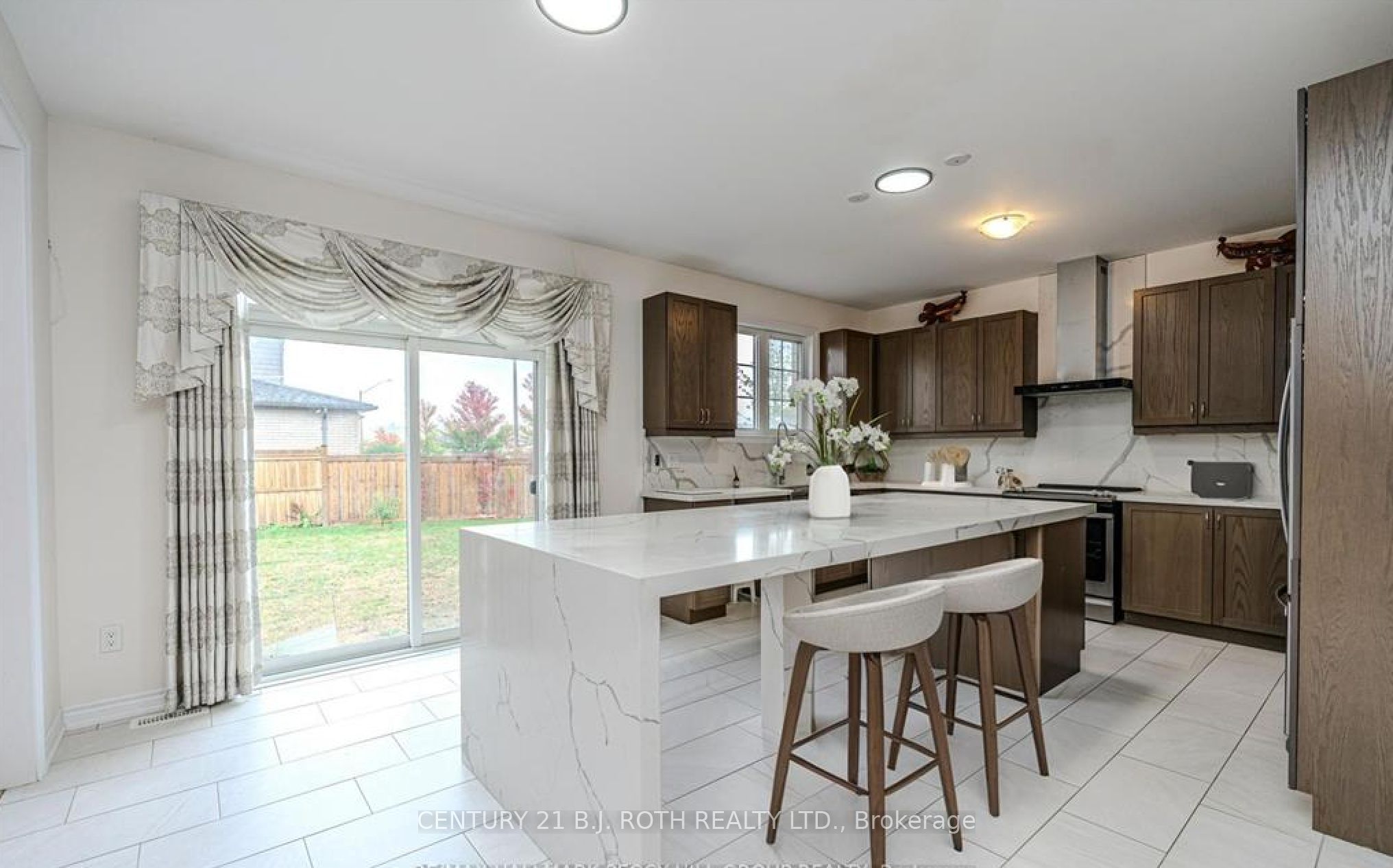 Additional image 3 of 3027 Monarch Drive, Orillia, ON, L3V 8K3