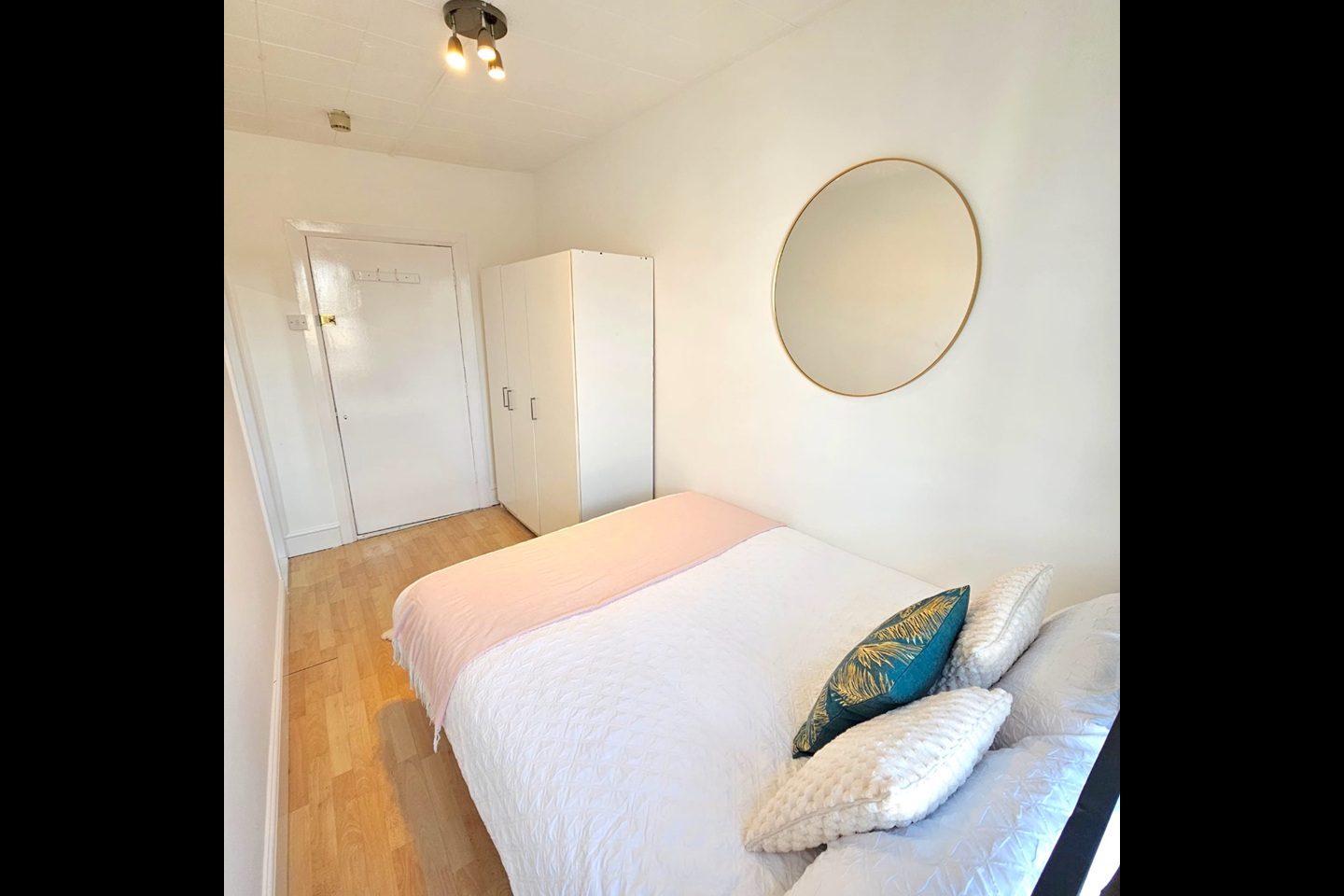 Additional image 16 of 1 Bed Flat, Camden Road, NW1, N1 7GU