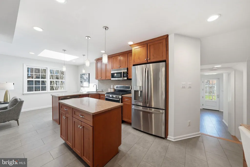 Additional image 16 of 4600 Reno Road NW, Washington, DC 20008