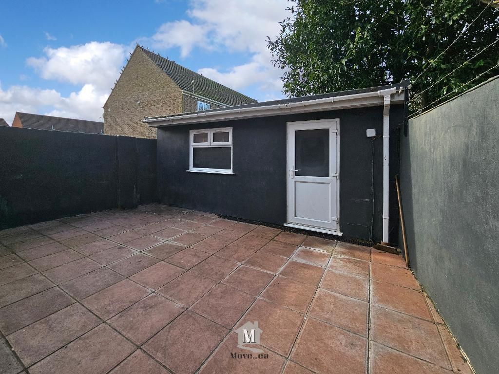 Additional image 4 of 4 bed end terrace house for saleRochford Gardens, Slough, Buckinghamshire SL2