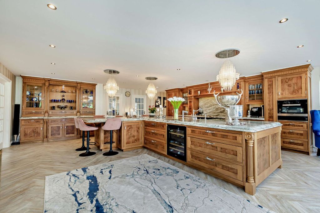 Additional image 5 of 7 bed detached house for saleClearwater Lane, Haywards Heath, West Sussex RH16