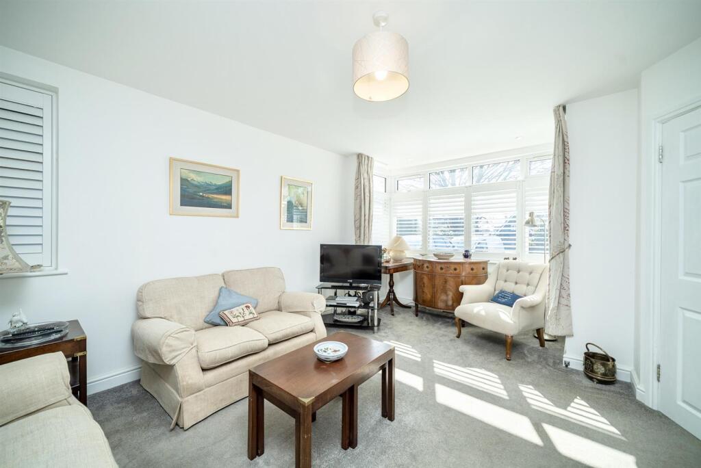 Additional image 2 of Laburnum Grove, St. Albans