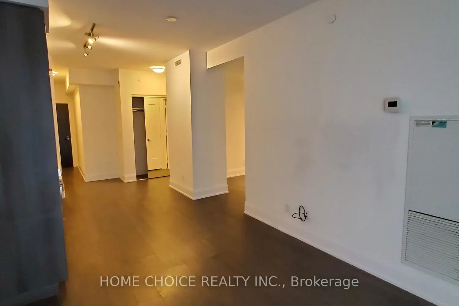 Additional image 13 of 101 Erskine Avenue 1403