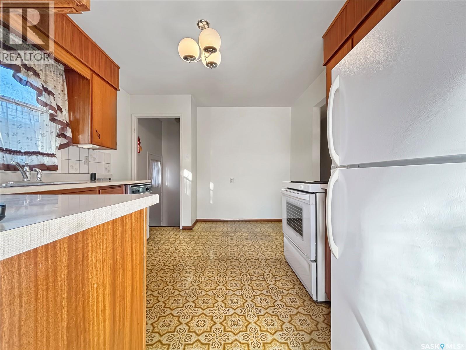 Additional image 6 of 27 Walker Crescent, Saskatoon, SK, S7L4H7