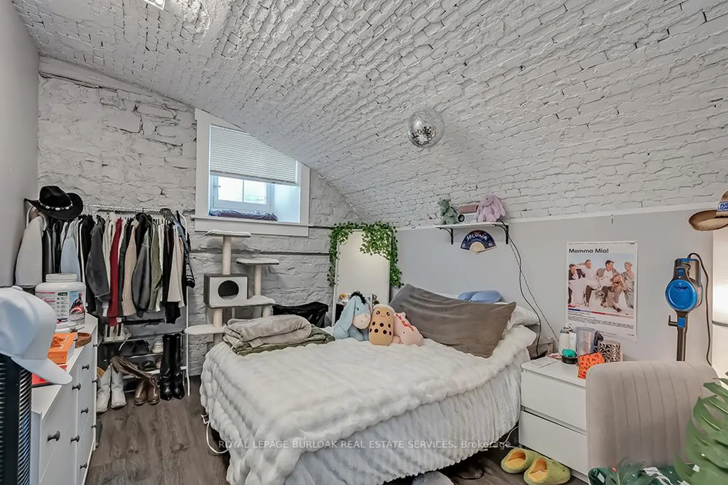 Additional image 11 of 50 Sanders Boulevard