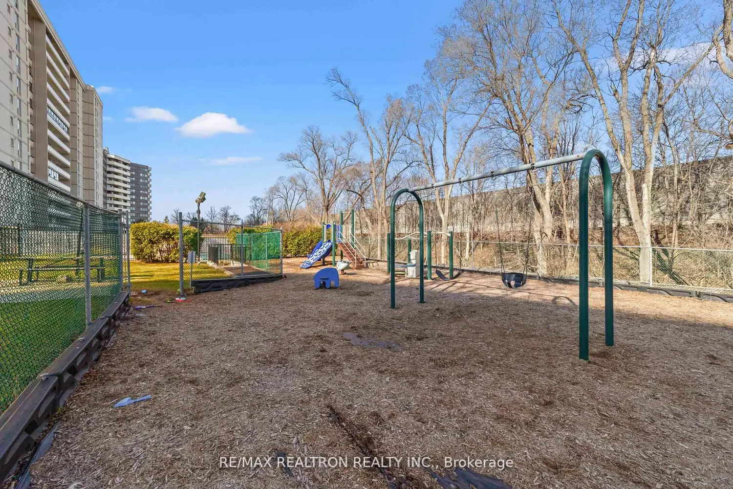 Additional image 19 of 130 Neptune Drive 702