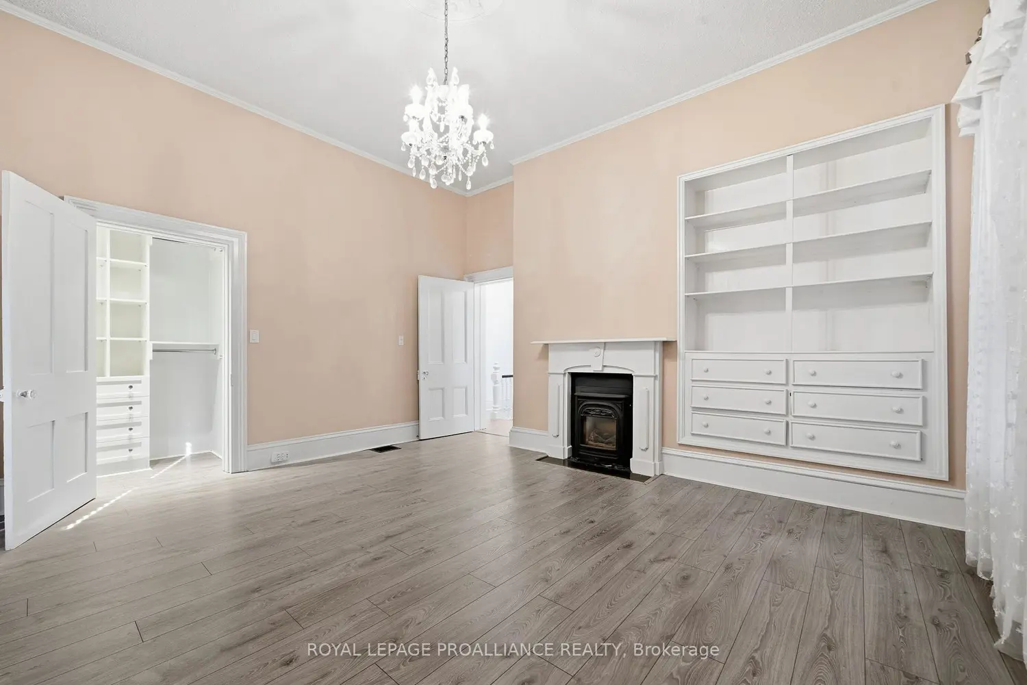 Additional image 18 of 219 Charles Street