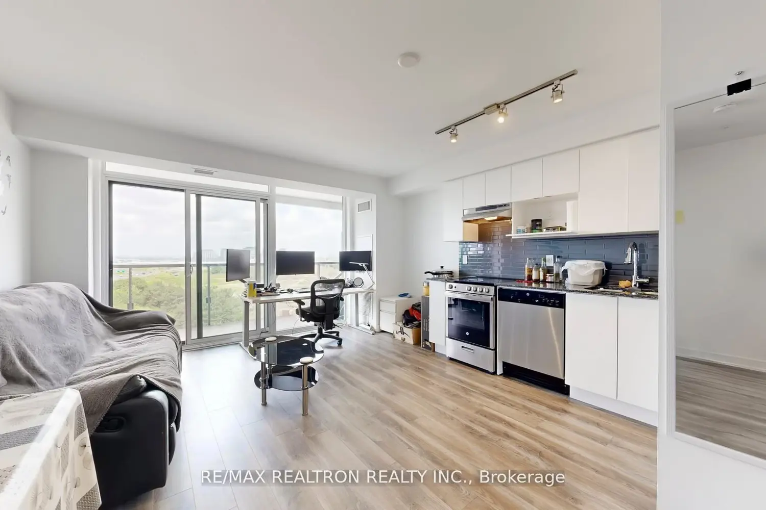 Additional image 6 of 120 Varna Drive 1007