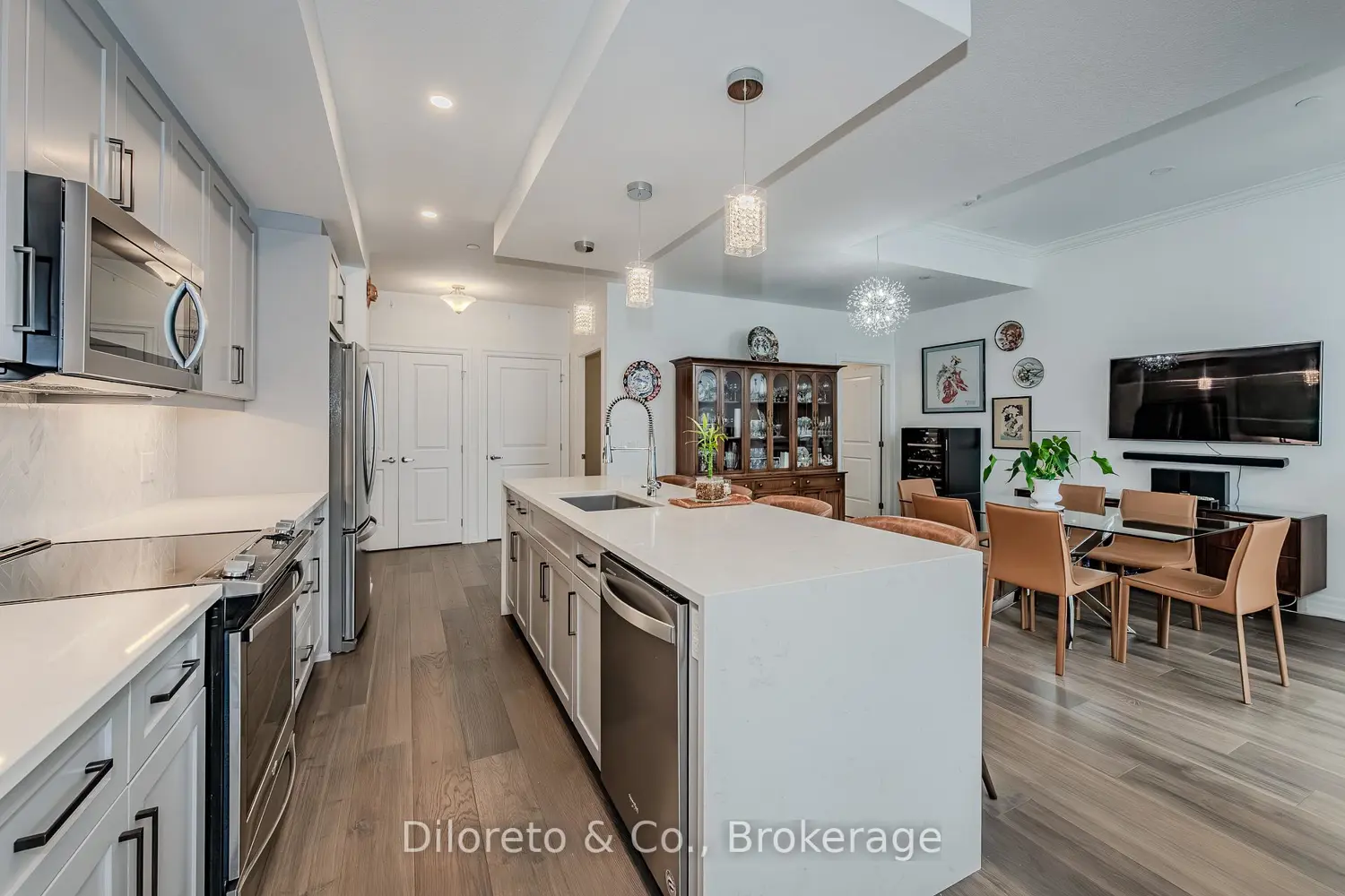 Additional image 4 of 1878 Gordon Street 105