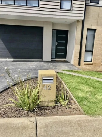 Additional image 3 of 42 Kalbian Drive, Clyde North VIC 3978