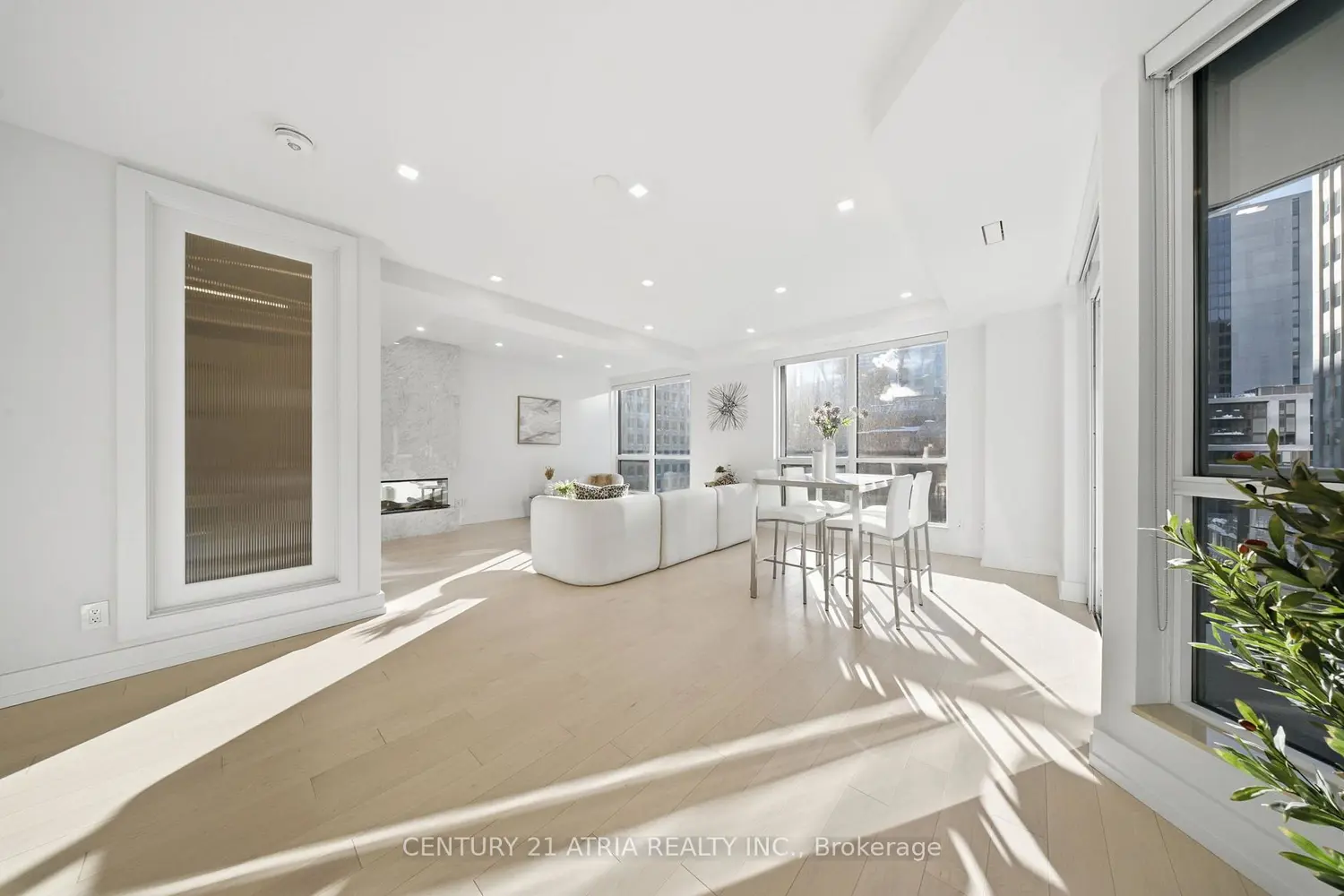 Additional image 9 of 10 Bellair Street 603