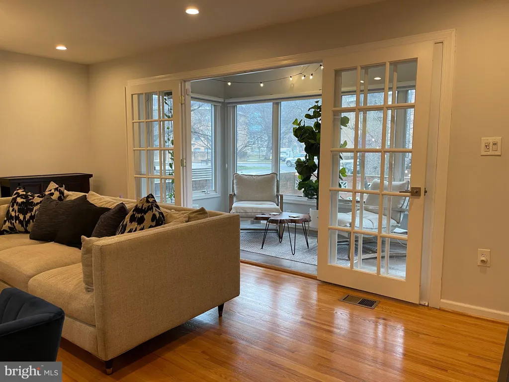 Additional image 75 of 519 G Street SW, Washington, DC 20024