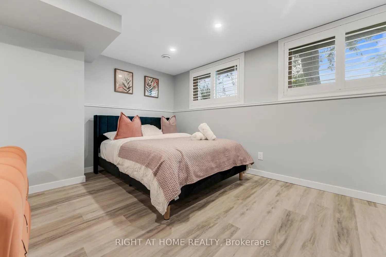 Additional image 12 of 11 Nickel Street