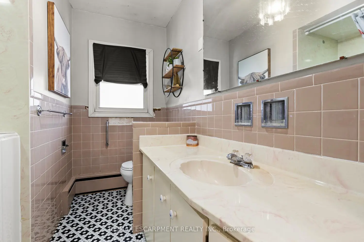 Additional image 8 of 4 Mountview Avenue