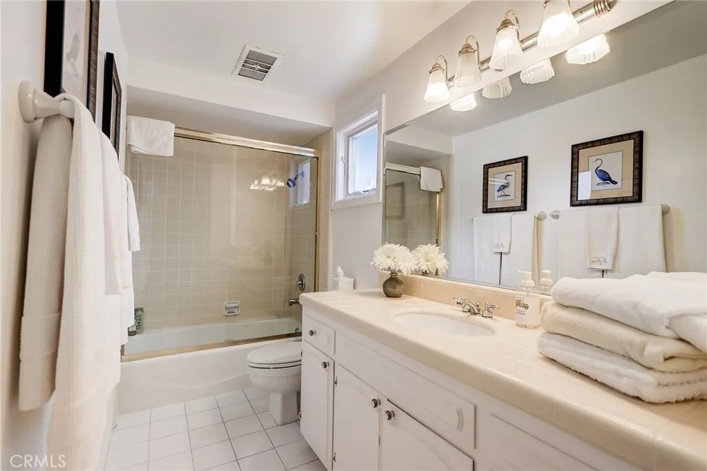 Additional image 118 of 2025 E Balboa Blvd, Newport Beach, CA 92661