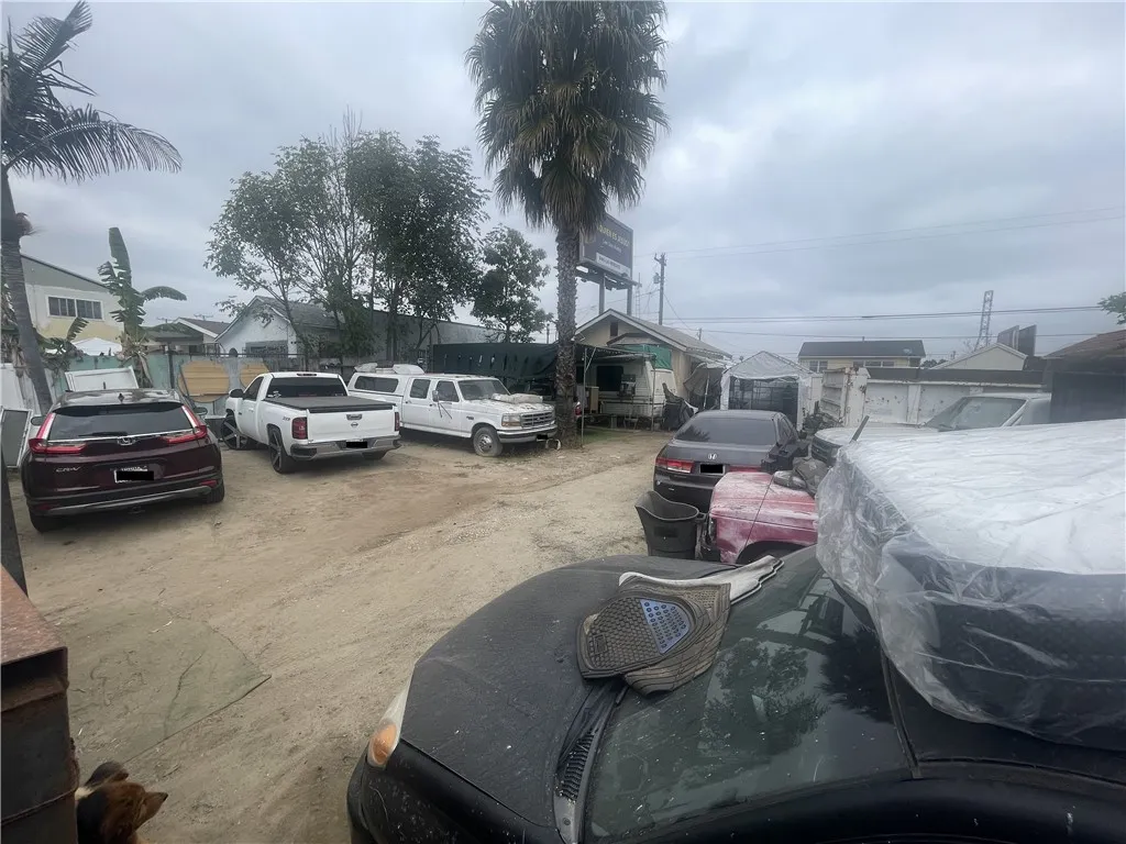 Additional image 6 of 1143 W 101st St, Los Angeles, CA 90044