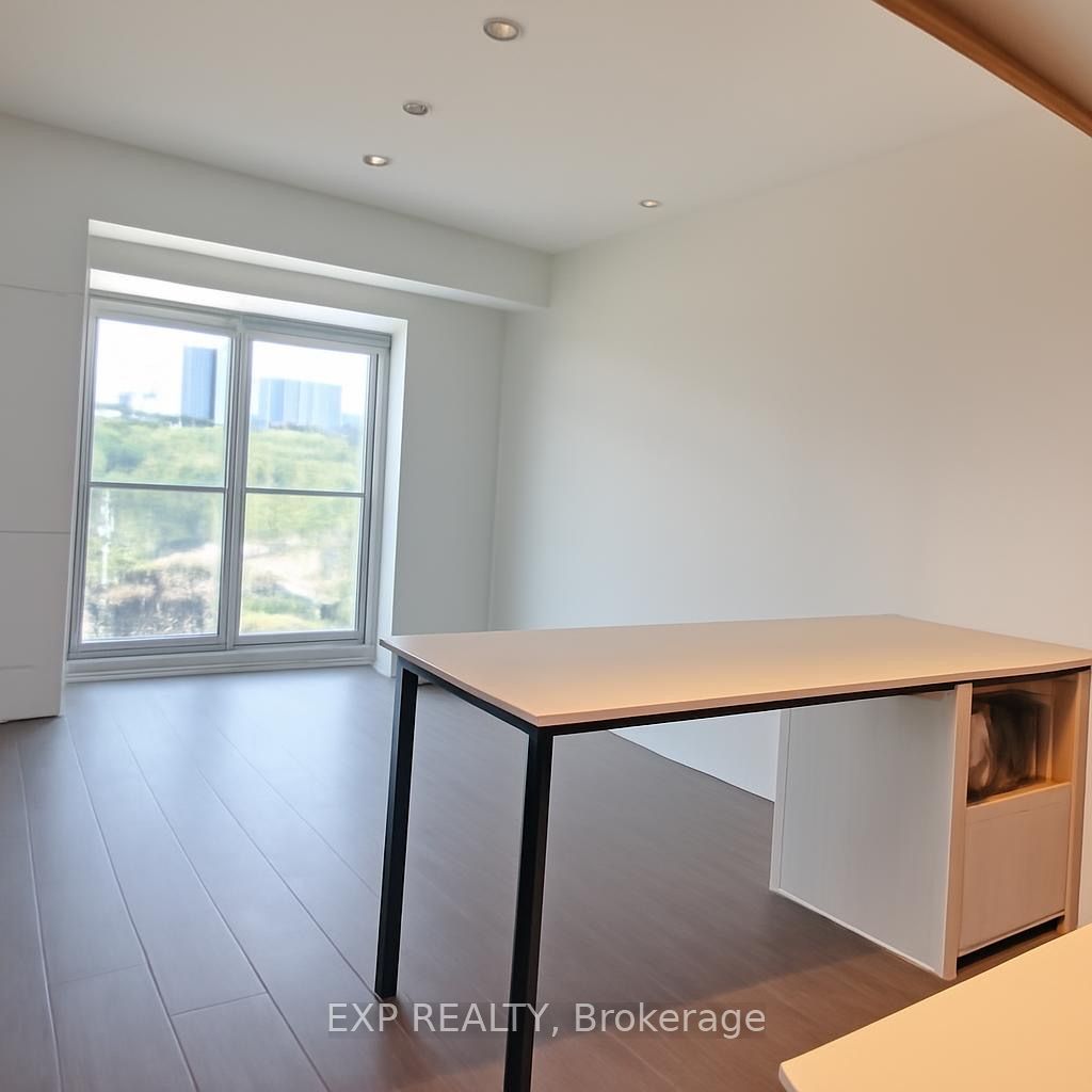 Additional image 2 of 309-2495 Eglinton Avenue W, Mississauga, ON, L5M 2T2