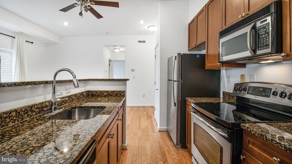 Additional image 4 of 1501 27th Street SE Unit 406, Washington, DC 20020