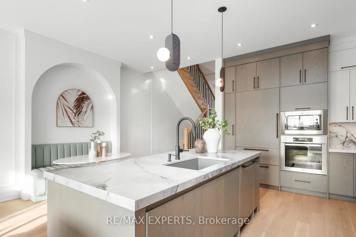 Additional image 5 of 15 Holland Park Avenue
