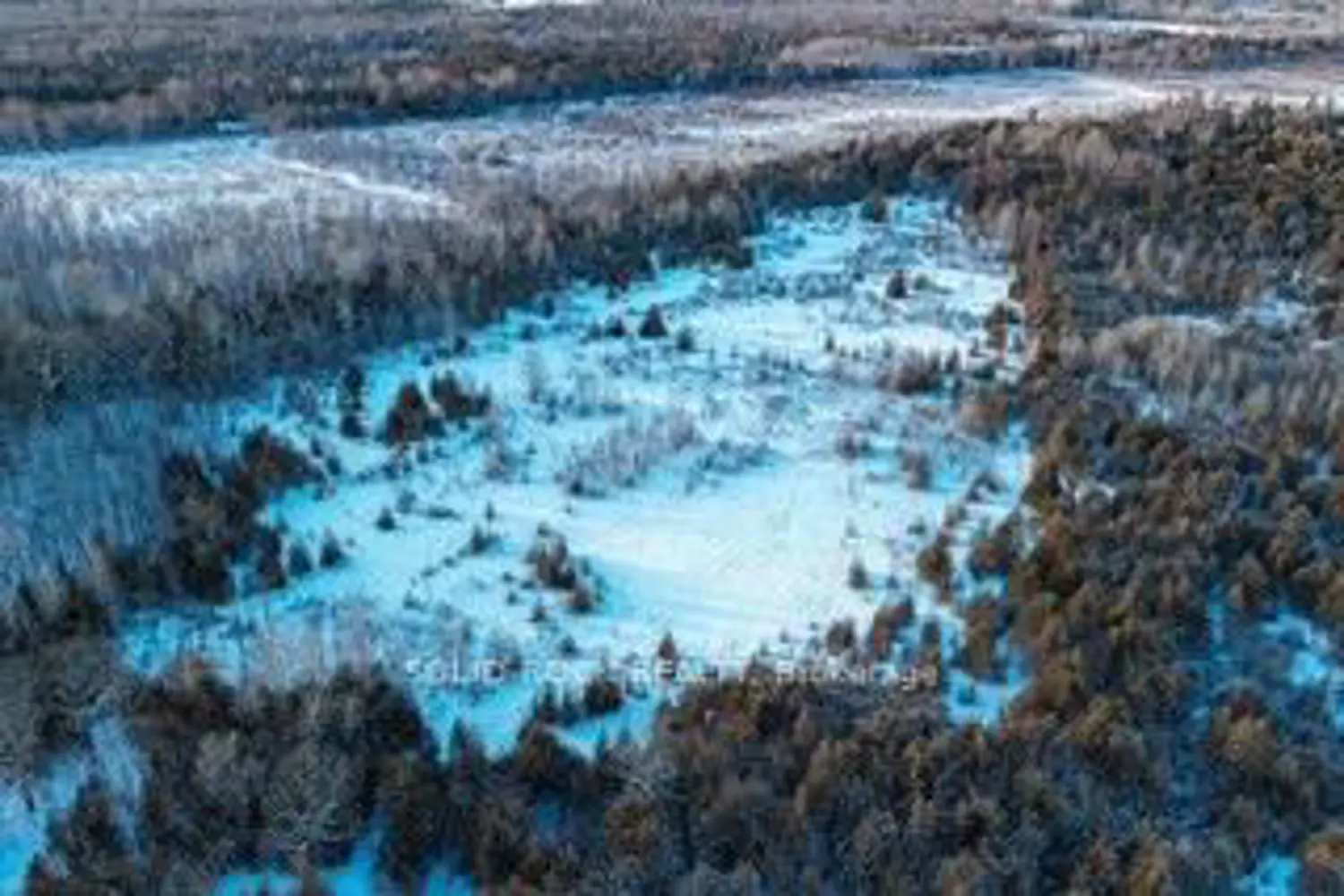 Additional image 2 of 00 Kitley 8 Line