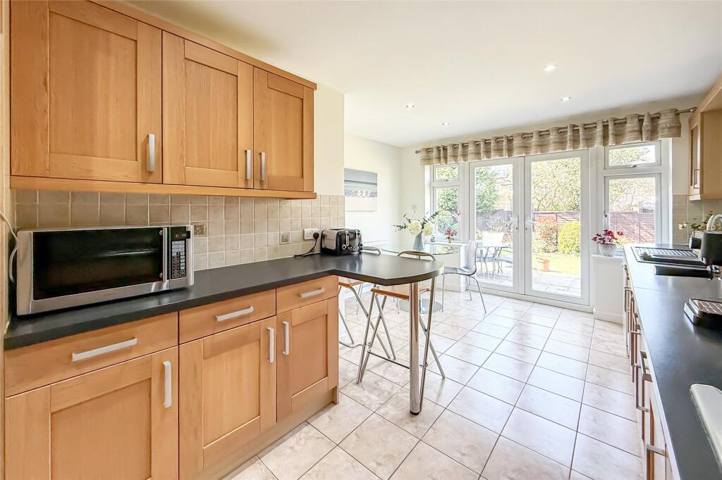 Additional image 2 of The Pleasance, Harpenden, Hertfordshire, AL5