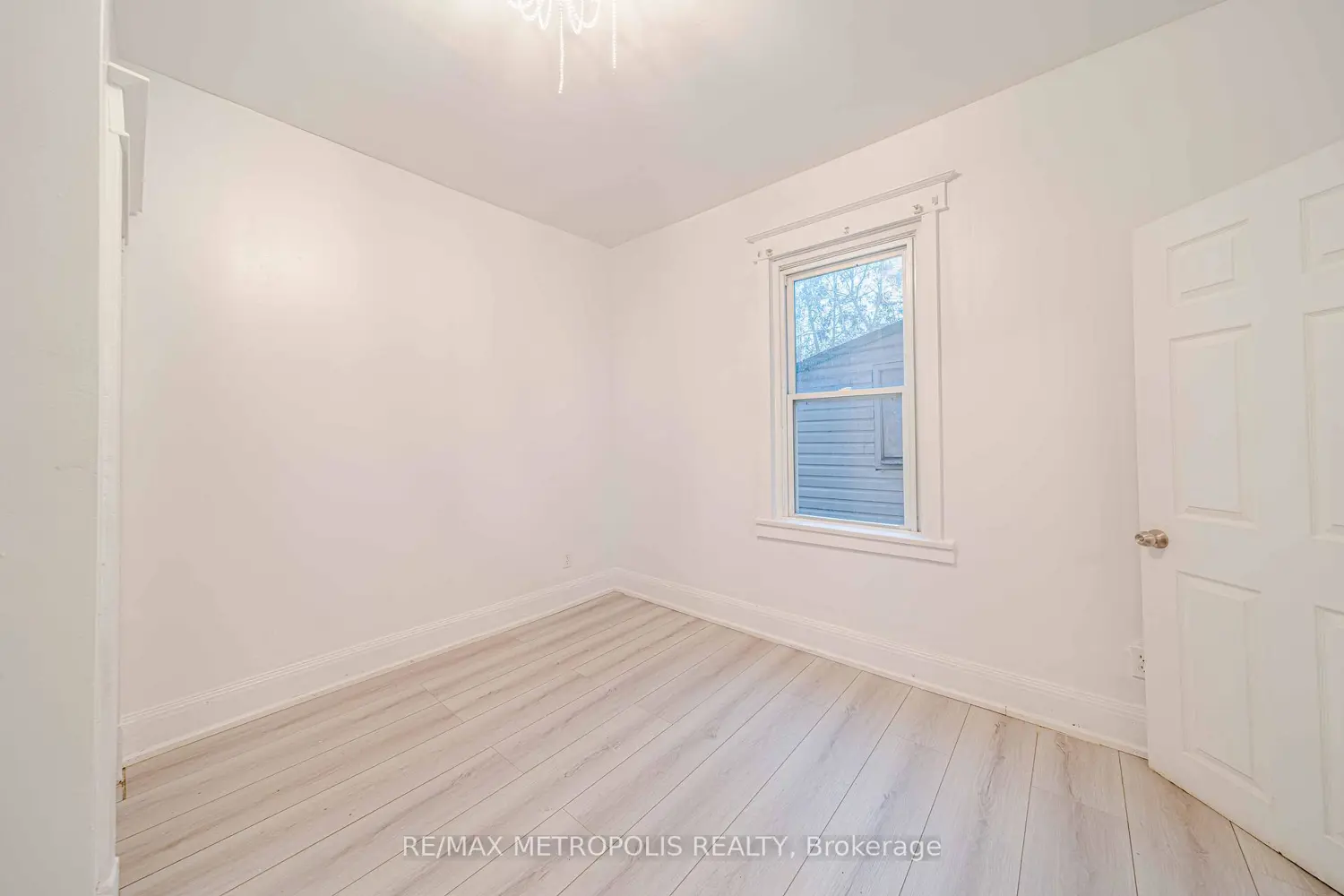 Additional image 7 of 240 Division Street