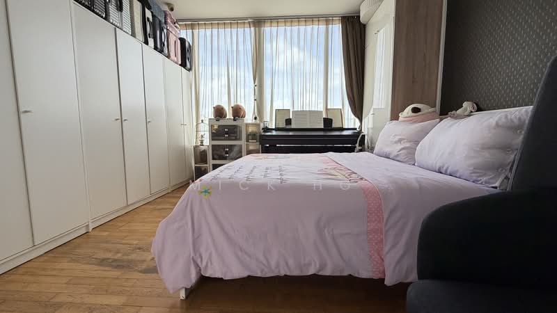 Additional image 9 of 5 Thomson Lane