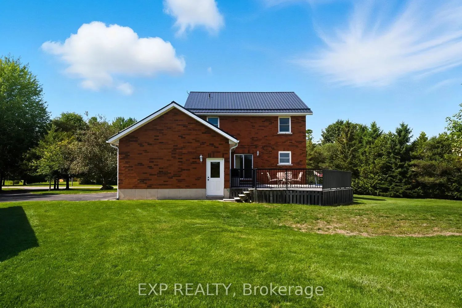 Additional image 16 of 3863 Larose Crescent