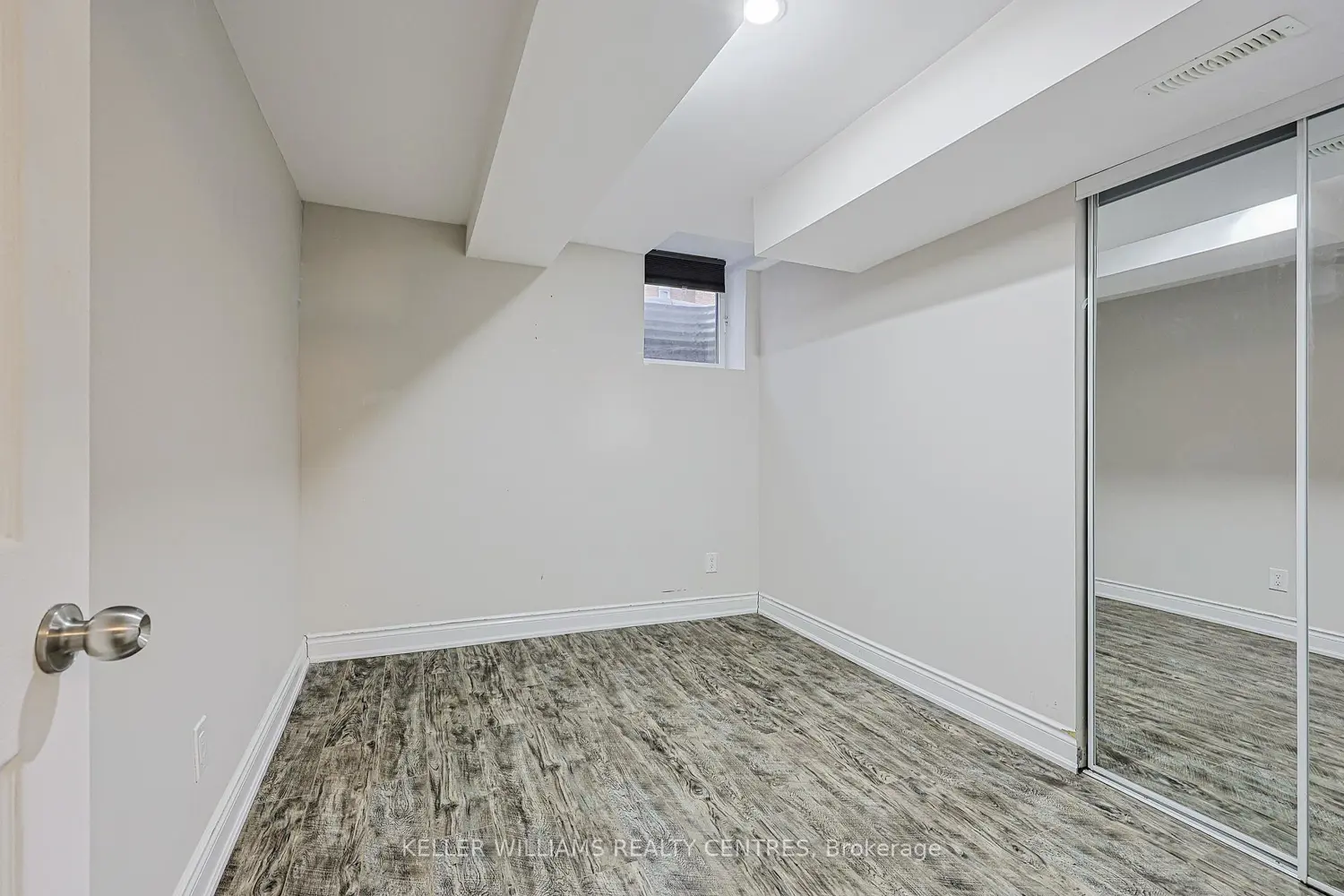 Additional image 19 of 325 Marshall Crescent