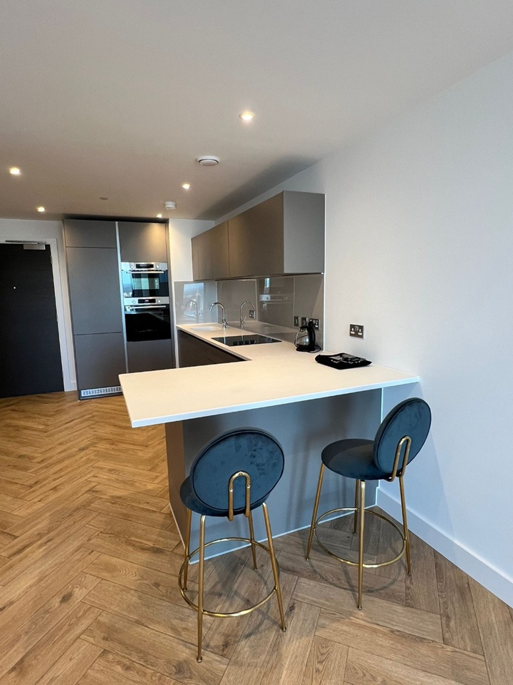 Additional image 2 of 1 Bed Flat, Port St, M1, N1 7GU