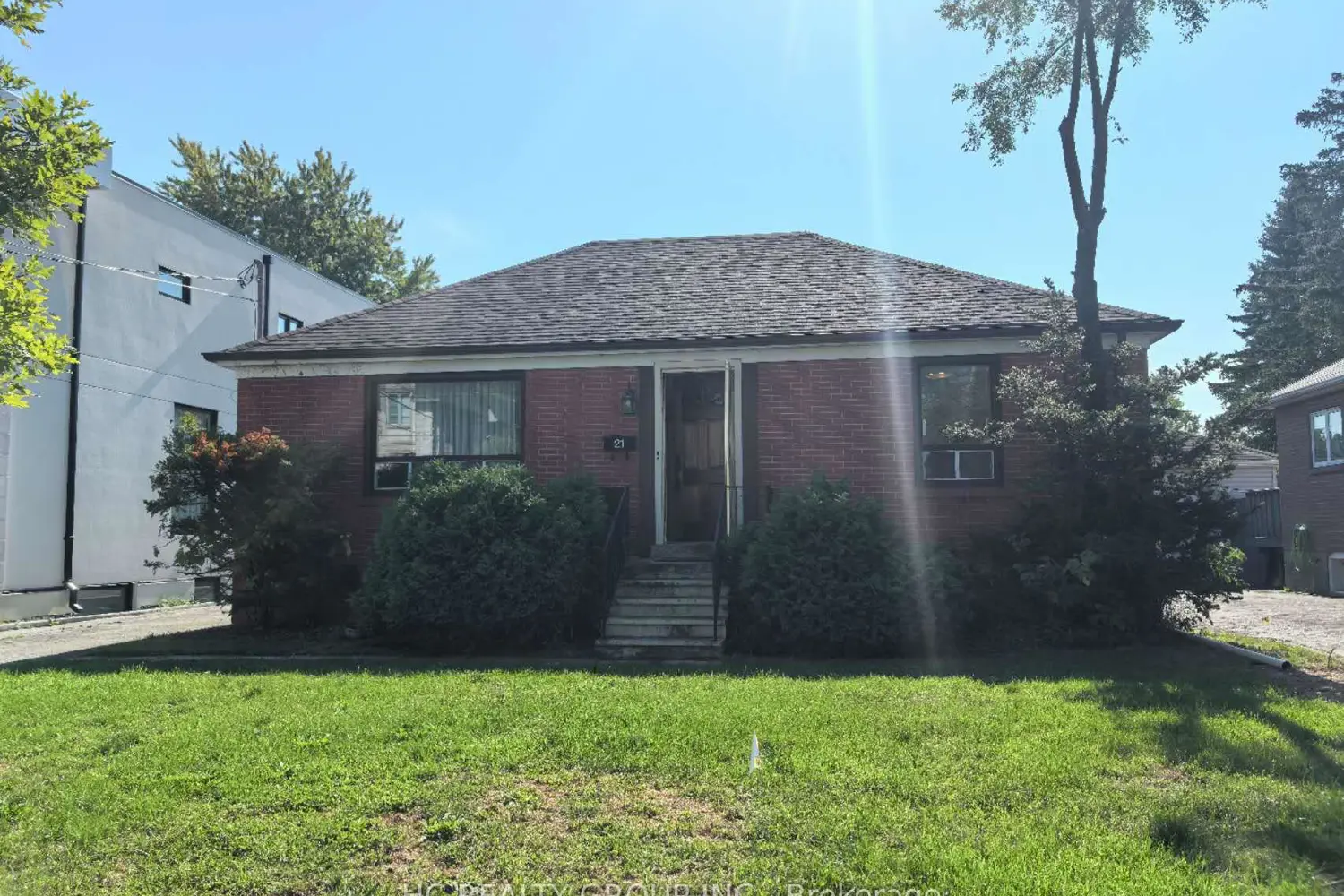 21 Norcross Road photo 3