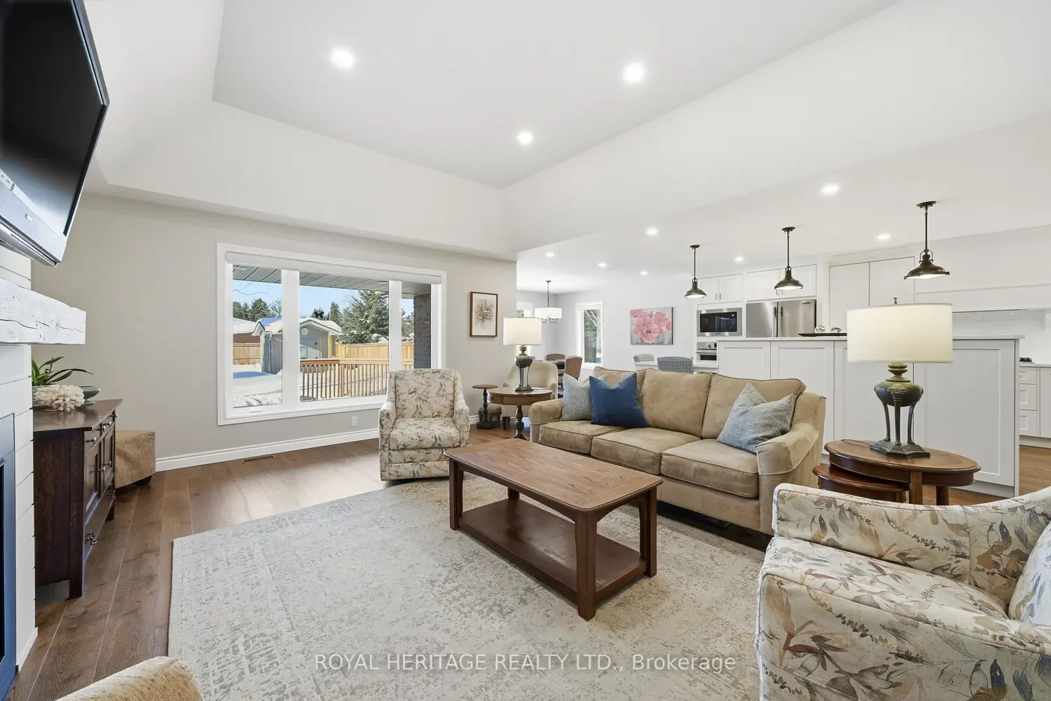 90 Pinnacle Street photo 2